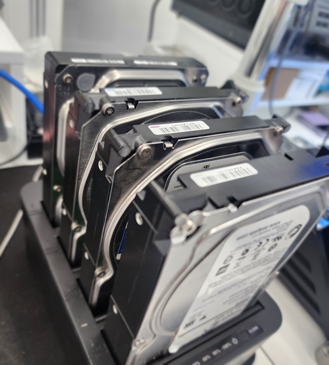 하드디스크 손상유형 충격에 의한 손상 연결 오작동